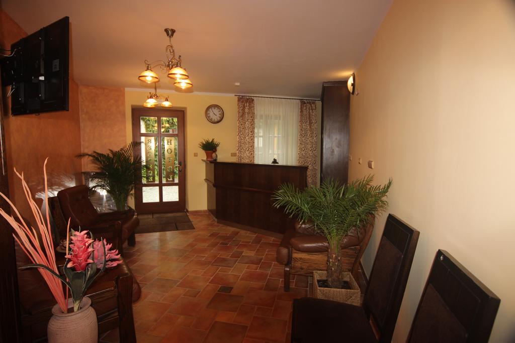 Hotel Pelikan Třeboň Εξωτερικό φωτογραφία