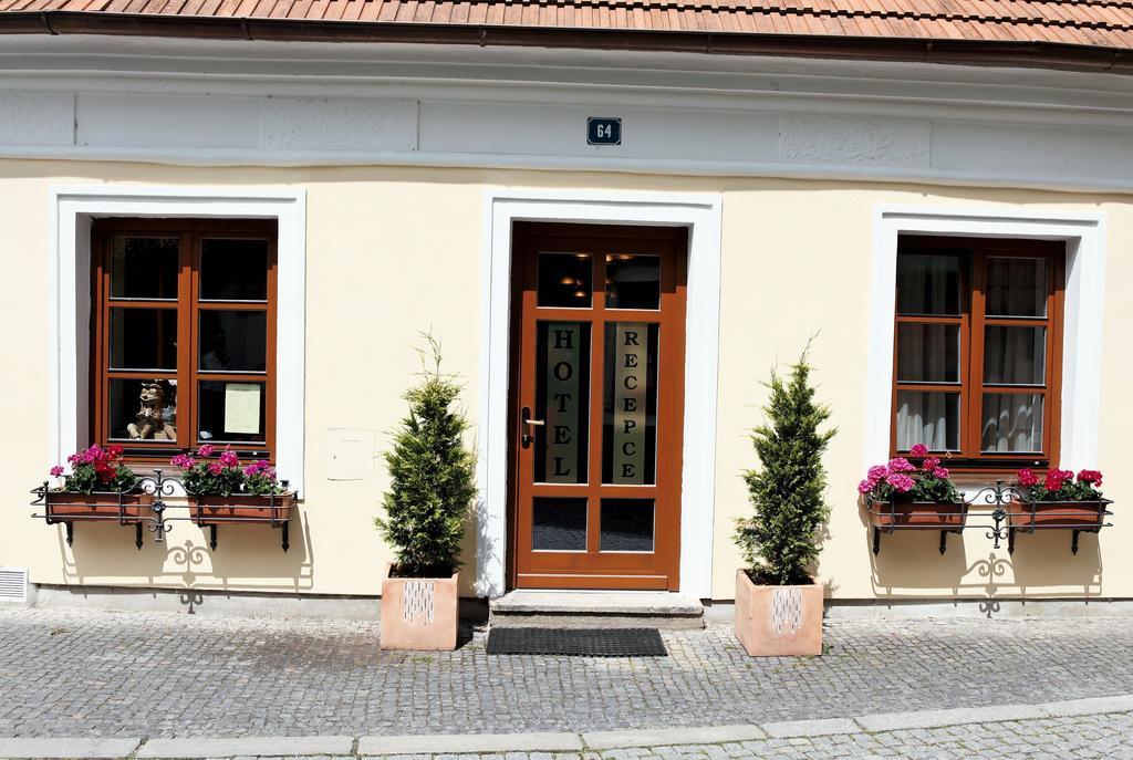 Hotel Pelikan Třeboň Εξωτερικό φωτογραφία