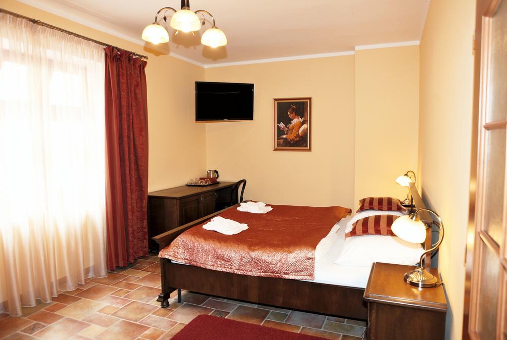 Hotel Pelikan Třeboň Εξωτερικό φωτογραφία